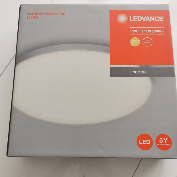 Decken-und Wand Panel Ø 30 cm 19W Warmweiß Ledvance PLANON Frameless - Produktbild 1 | potoria.de